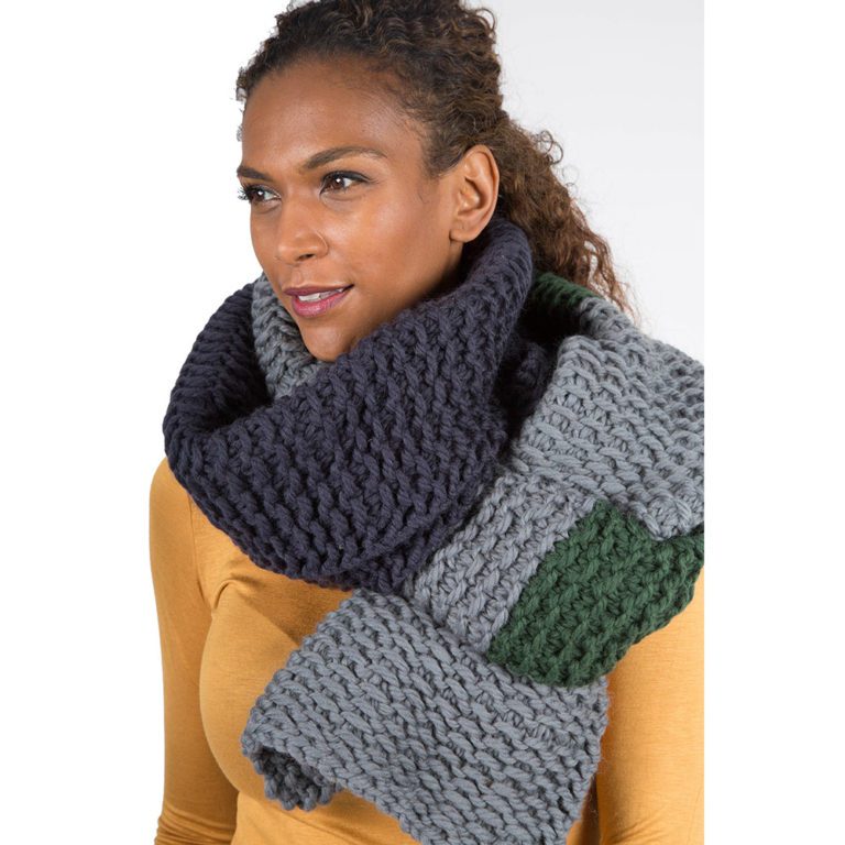 Blue Green and Grey Oversized Chunky Knit Scarf- Urbanknit